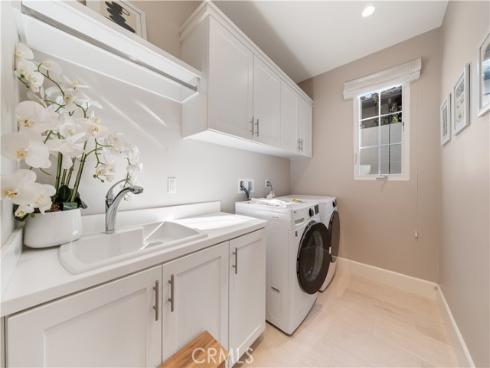 126  Bellini  , Irvine, CA