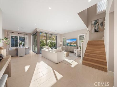 126  Bellini  , Irvine, CA