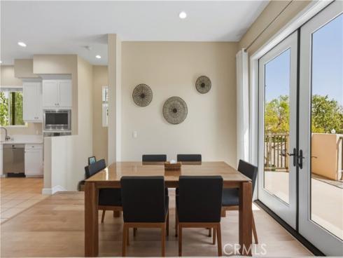 199  Follyhatch  , Irvine, CA