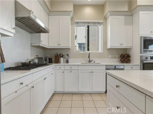 199  Follyhatch  , Irvine, CA