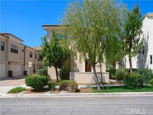 199  Follyhatch  , Irvine, CA