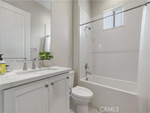 199  Follyhatch  , Irvine, CA