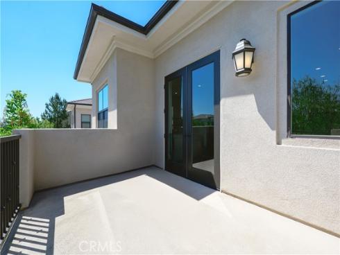 199  Follyhatch  , Irvine, CA