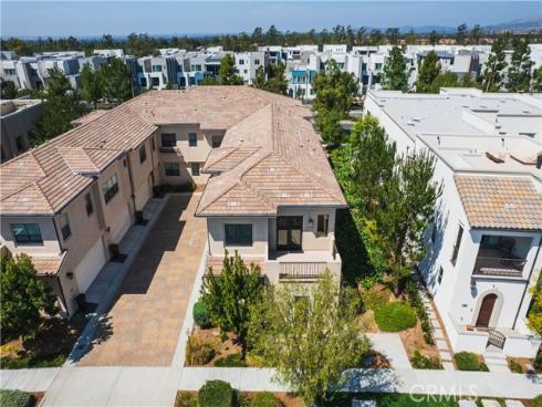 199  Follyhatch  , Irvine, CA