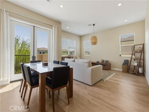 199  Follyhatch  , Irvine, CA