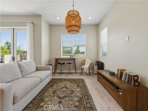 199  Follyhatch  , Irvine, CA