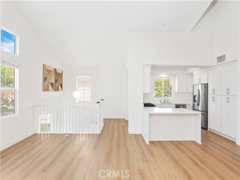 26  Burlingame  , Irvine, CA