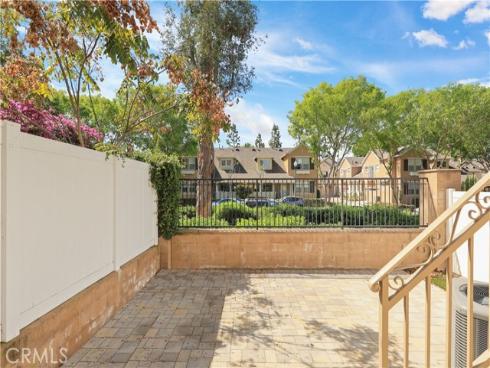 26  Burlingame  , Irvine, CA