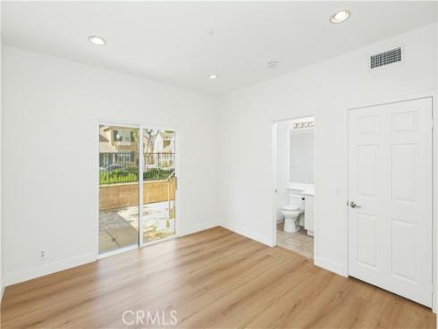 26  Burlingame  , Irvine, CA