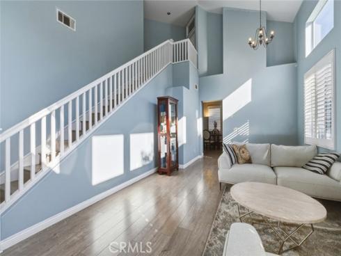 43  Del Carlo  , Irvine, CA