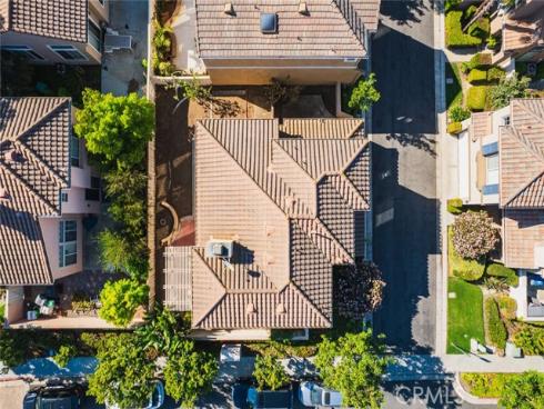 43  Del Carlo  , Irvine, CA