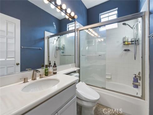 43  Del Carlo  , Irvine, CA