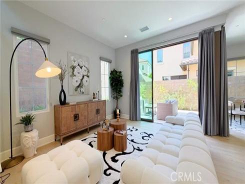 117  Donati  , Irvine, CA