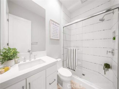 117  Donati  , Irvine, CA