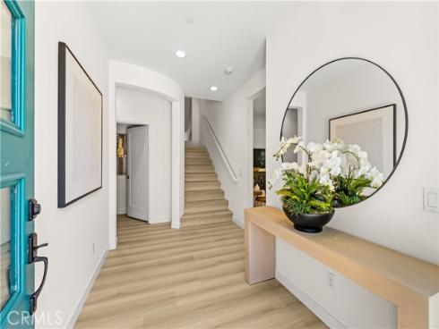 114  Cultivate  , Irvine, CA