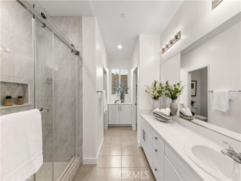 114  Cultivate  , Irvine, CA