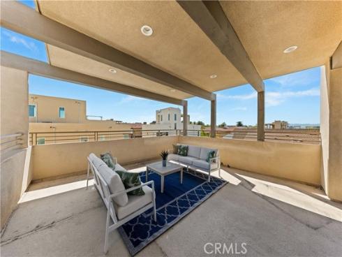 114  Cultivate  , Irvine, CA