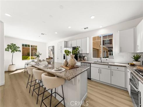 114  Cultivate  , Irvine, CA