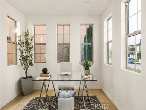 97  Twin Gables  , Irvine, CA