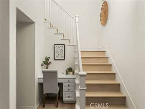 97  Twin Gables  , Irvine, CA