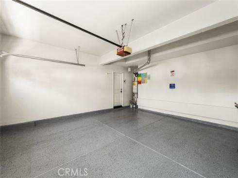 97  Twin Gables  , Irvine, CA