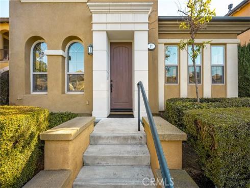 97  Twin Gables  , Irvine, CA