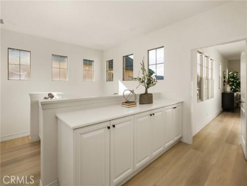 97  Twin Gables  , Irvine, CA