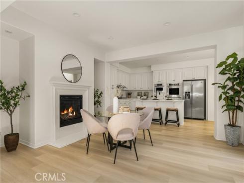 97  Twin Gables  , Irvine, CA