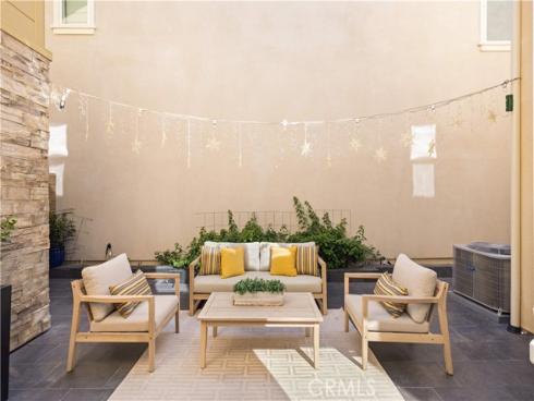 238  Chorus  , Irvine, CA