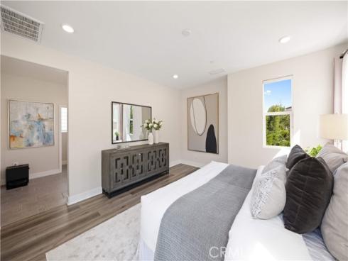 238  Chorus  , Irvine, CA