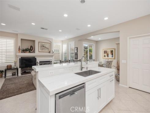 29  Roseville  , Irvine, CA