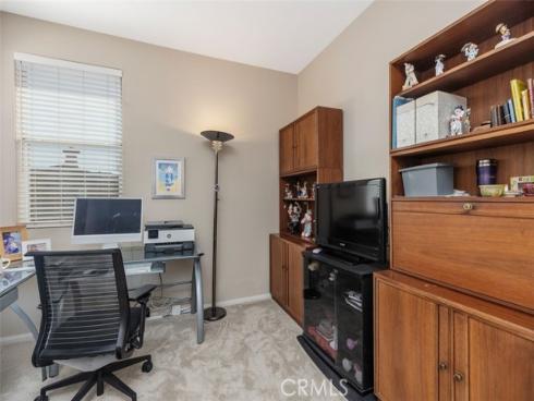 29  Roseville  , Irvine, CA