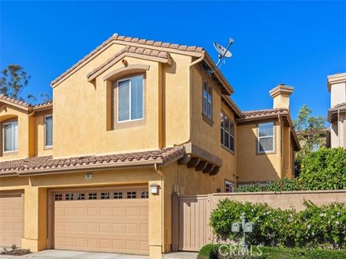 29  Roseville  , Irvine, CA