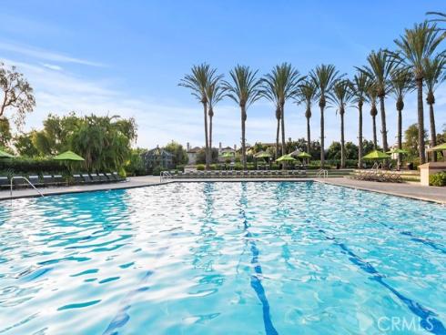 29  Roseville  , Irvine, CA