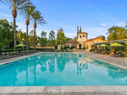 29  Roseville  , Irvine, CA