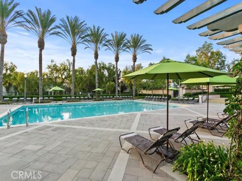 29  Roseville  , Irvine, CA