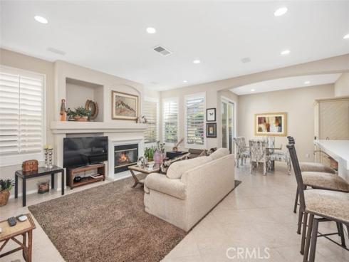 29  Roseville  , Irvine, CA