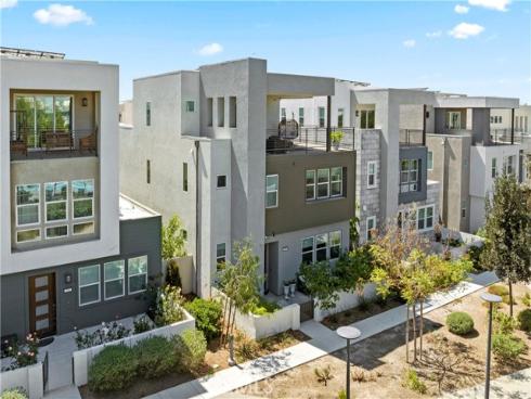 259  chorus  , Irvine, CA