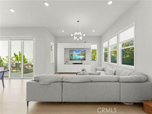 259  chorus  , Irvine, CA