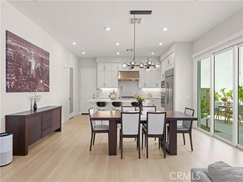 259  chorus  , Irvine, CA