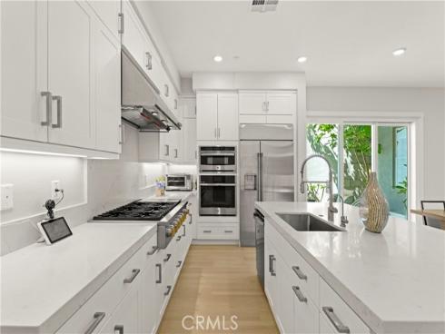 259  chorus  , Irvine, CA