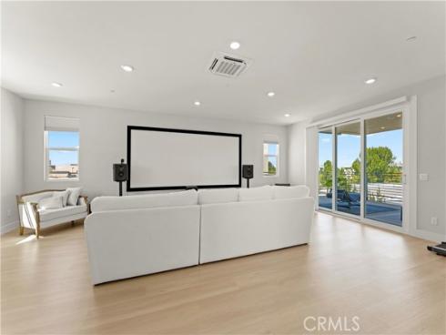 259  chorus  , Irvine, CA