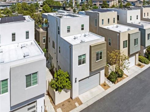 259  chorus  , Irvine, CA