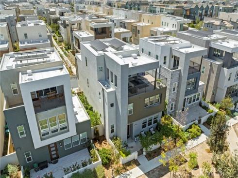 259  chorus  , Irvine, CA