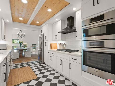 11  Rocky Knoll  12 , Irvine, CA