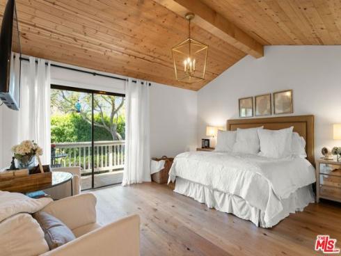 11  Rocky Knoll  12 , Irvine, CA