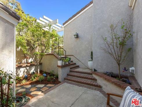 11  Rocky Knoll  12 , Irvine, CA