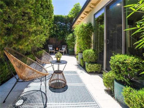 62 Wrangler , Irvine, CA