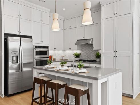 130  Donati  , Irvine, CA