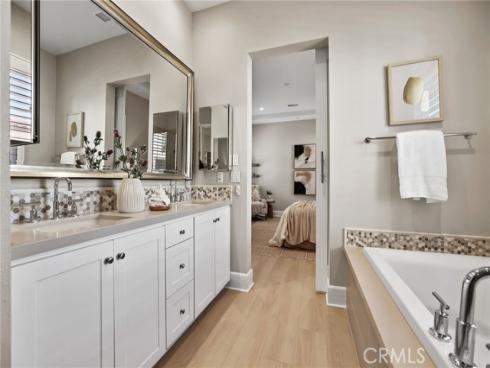 130  Donati  , Irvine, CA